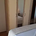 Appartamento By The Sea Stanici, Omis - 1028 Tice