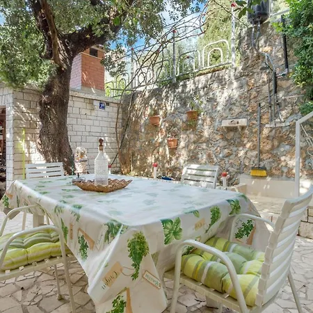 Apartament By The Sea Stanici, Omis - 1028